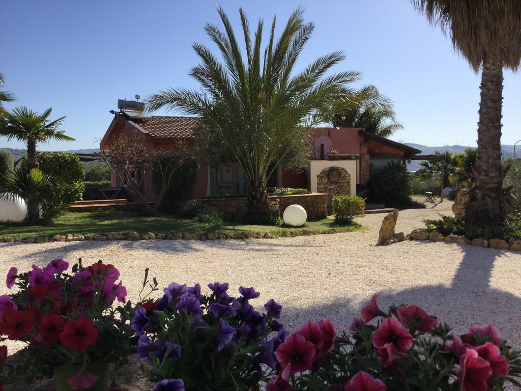 Il Colle Del Rustico Bed & Breakfast Agrigento Exterior foto