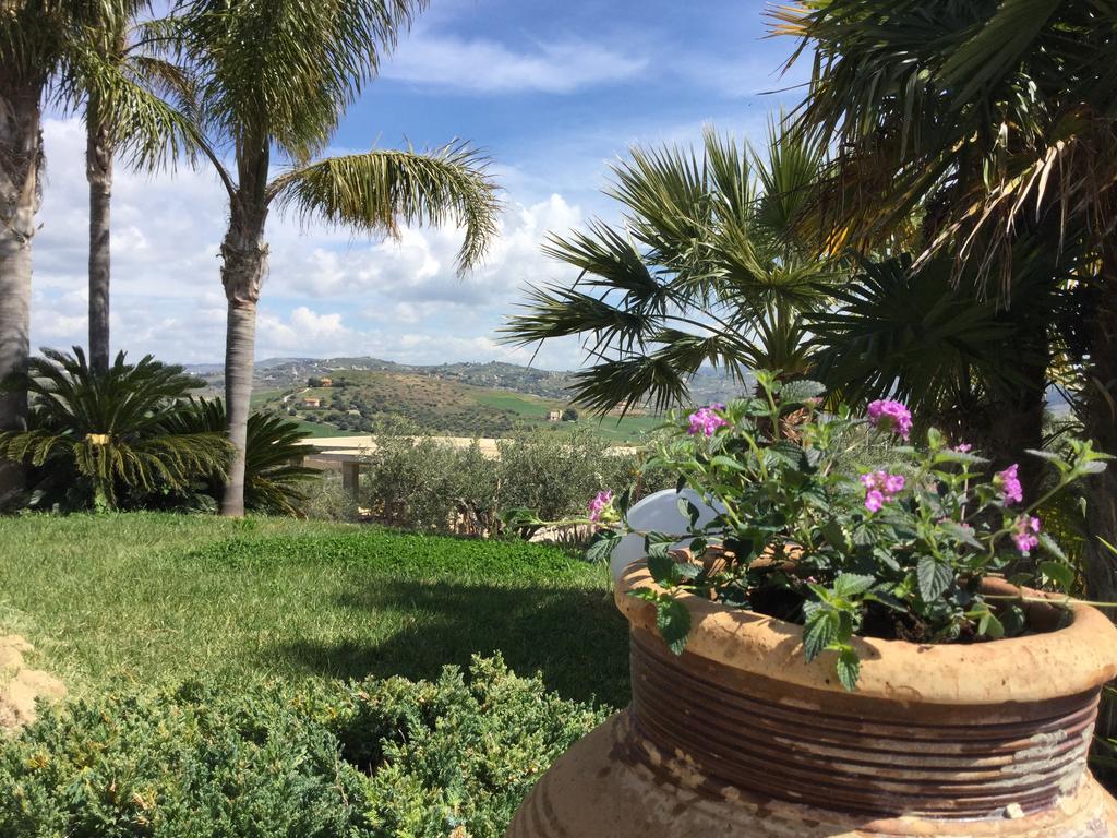 Il Colle Del Rustico Bed & Breakfast Agrigento Exterior foto