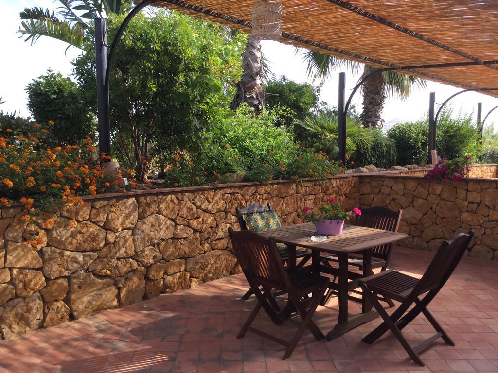Il Colle Del Rustico Bed & Breakfast Agrigento Exterior foto