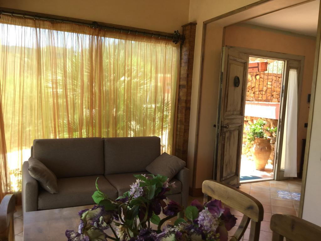 Il Colle Del Rustico Bed & Breakfast Agrigento Exterior foto