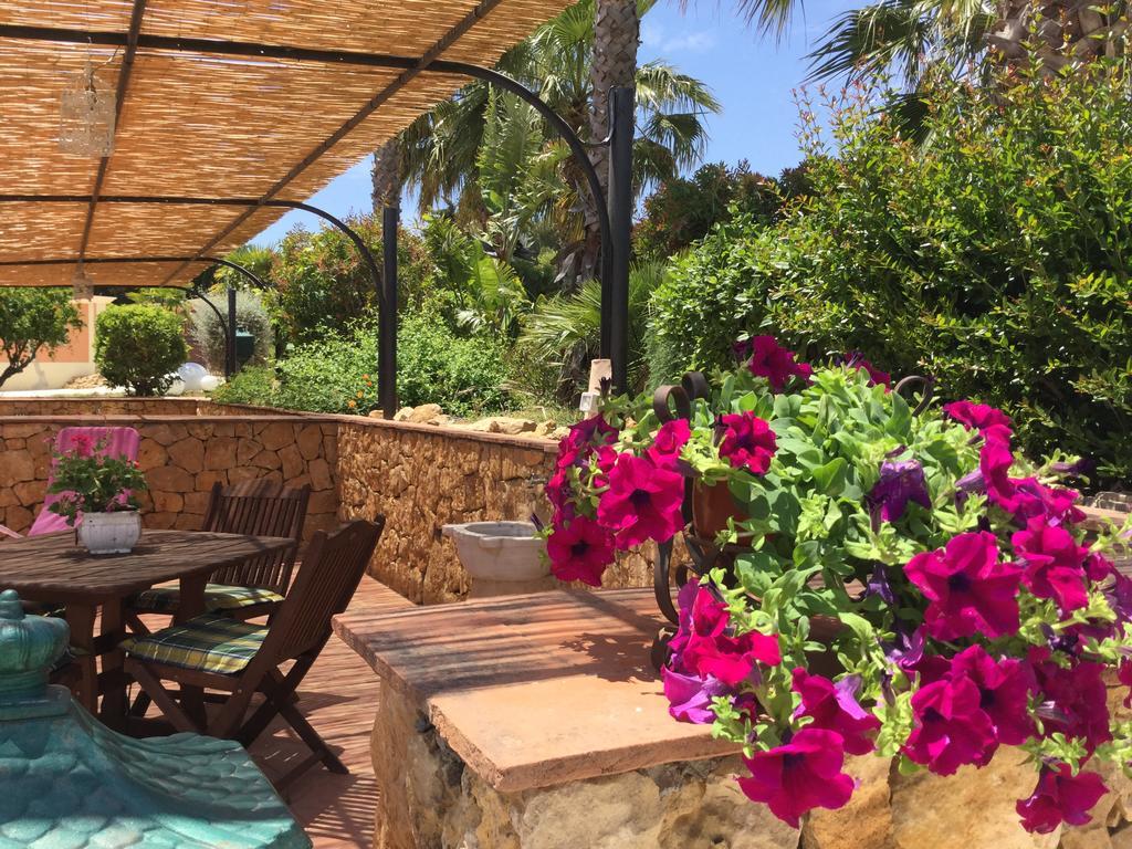 Il Colle Del Rustico Bed & Breakfast Agrigento Exterior foto