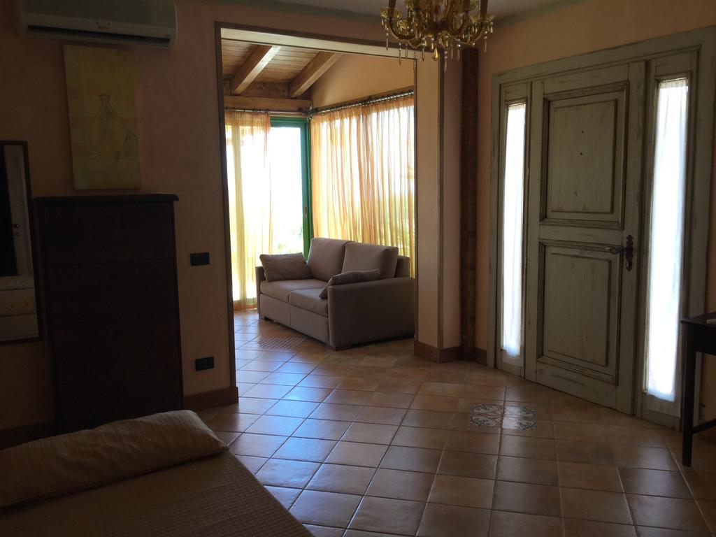 Il Colle Del Rustico Bed & Breakfast Agrigento Exterior foto