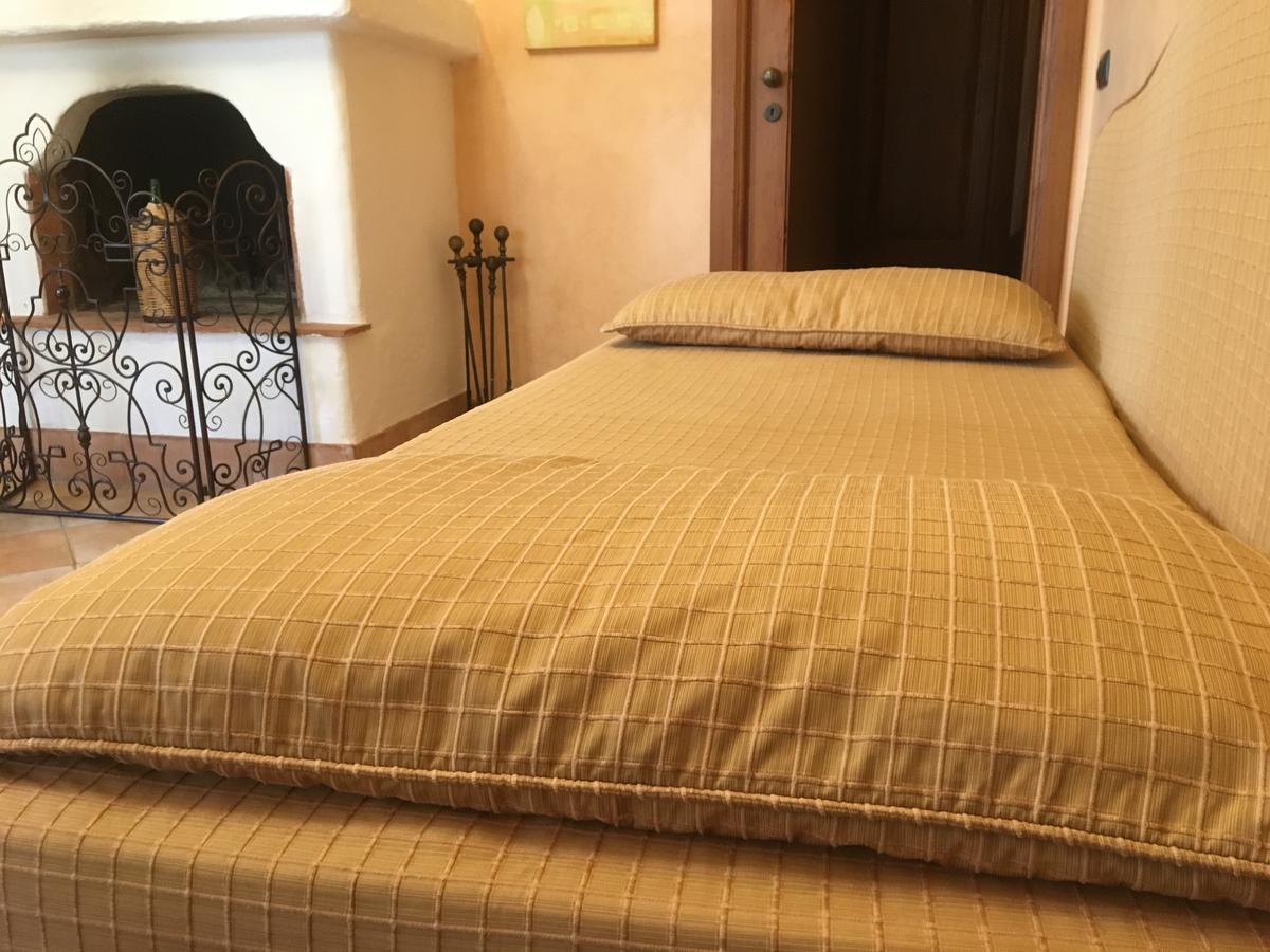 Il Colle Del Rustico Bed & Breakfast Agrigento Exterior foto