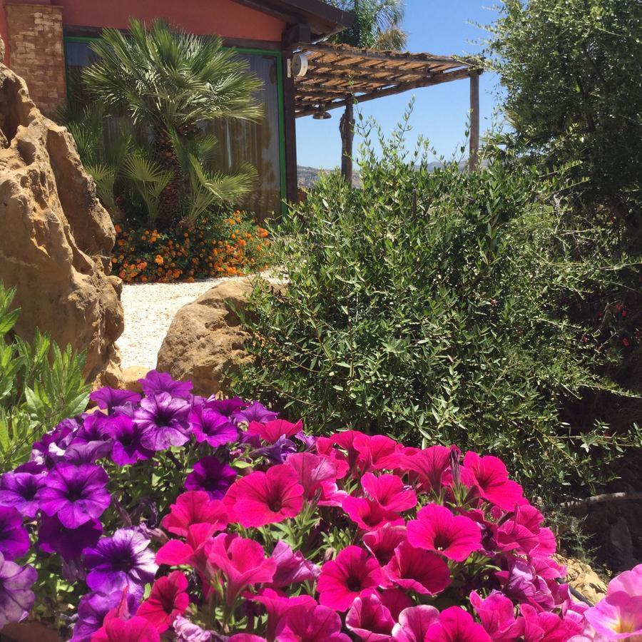 Il Colle Del Rustico Bed & Breakfast Agrigento Exterior foto